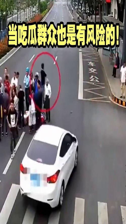 吃瓜群众老哥视频播放,揭秘热门事件背后的真相