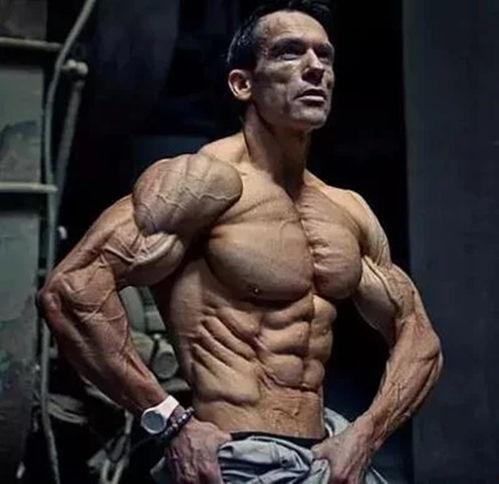 健身达人谚哥吃瓜视频,揭秘健身圈幕后故事