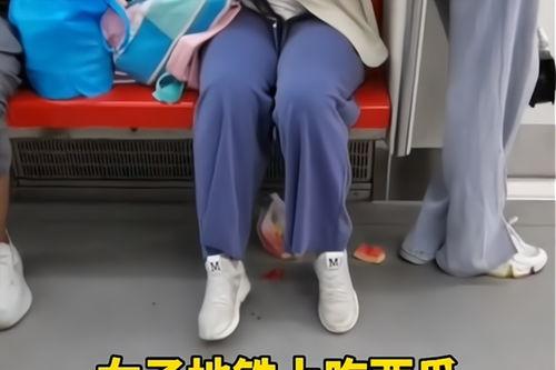 吉林女子吃瓜视频曝光,揭秘背后真相