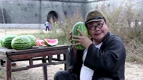 太搞笑吃瓜视频怎么拍